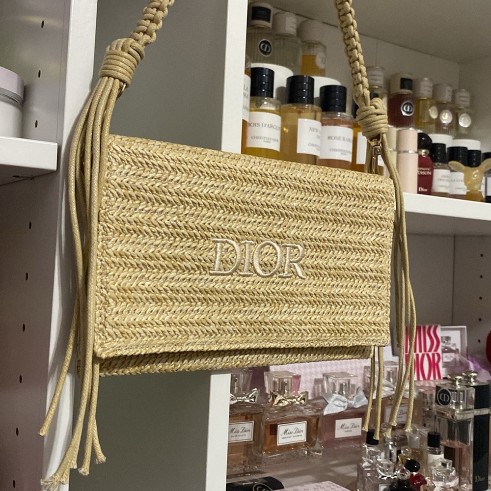 Dior Raffia Pouch - Picture 3 of 8